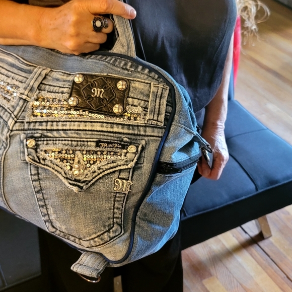 Large Multi-function Sequined Denim Bag - Picture 8 of 12